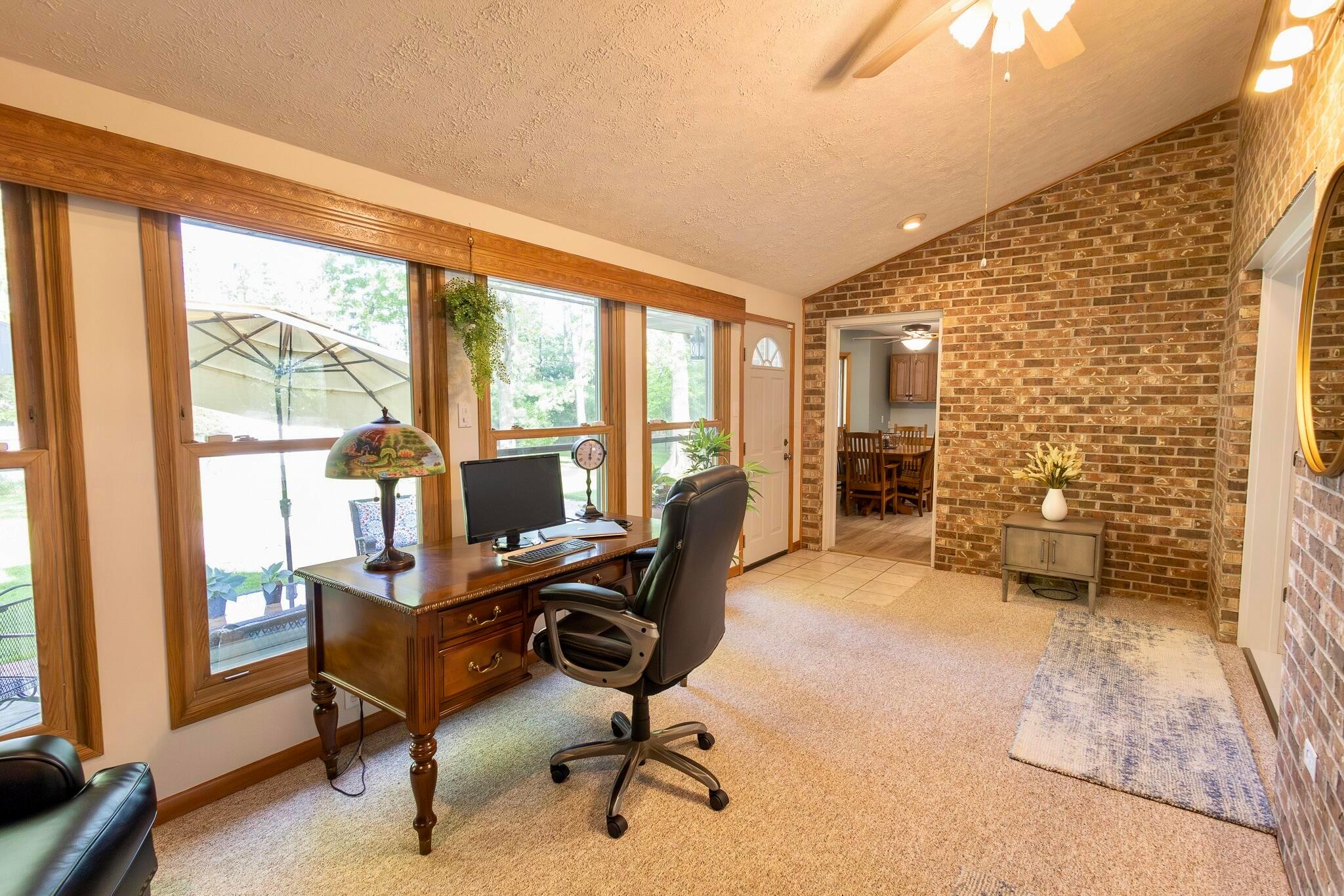 1136 Adare Road Marion, OH 43302 - Photo 23 of 60 Sunroom/Office 2