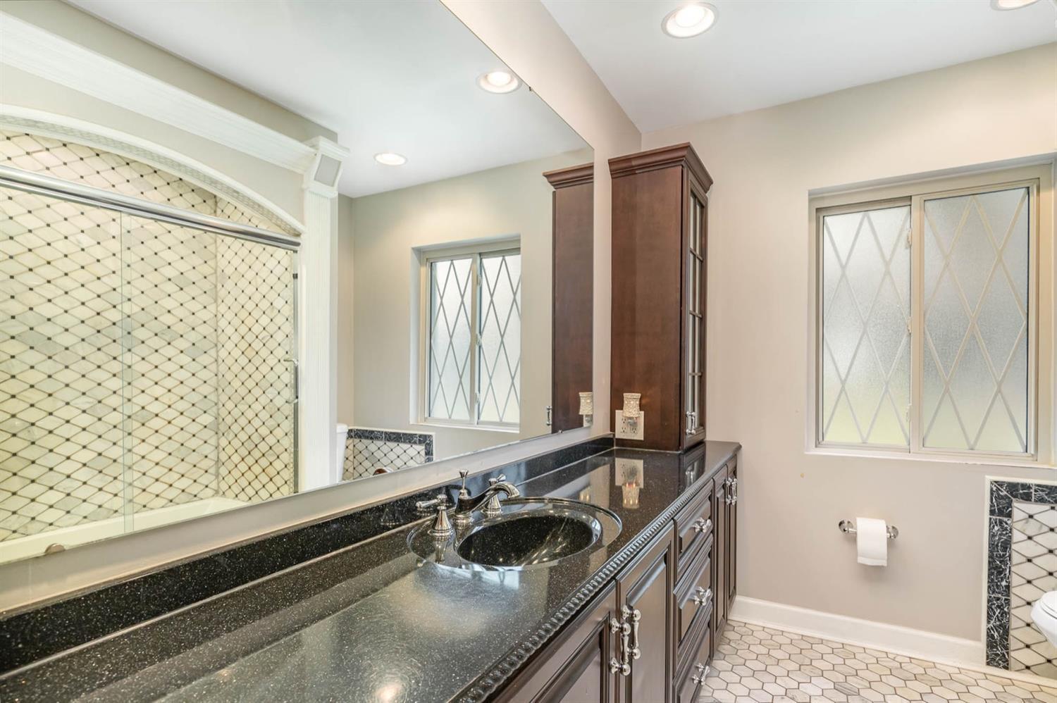 2776 Jessup Road Cincinnati, OH 45239 - Photo 21 of 30
