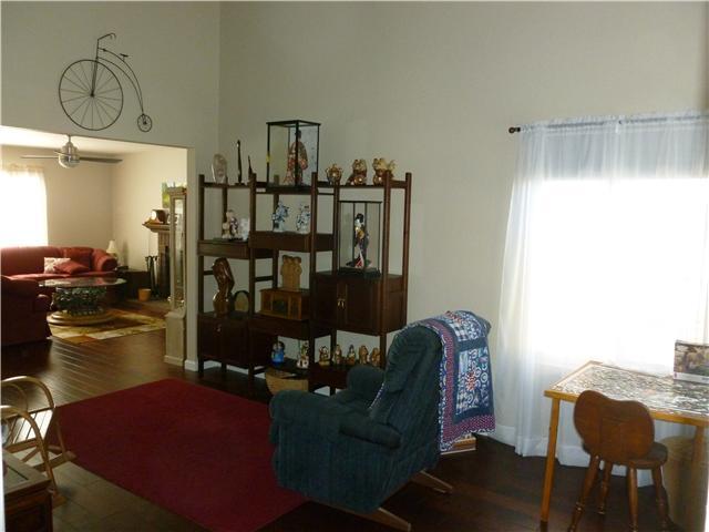10423 Madrid Way Spring Valley, CA 91977 - Photo 4 of 7 Gallery Image 4