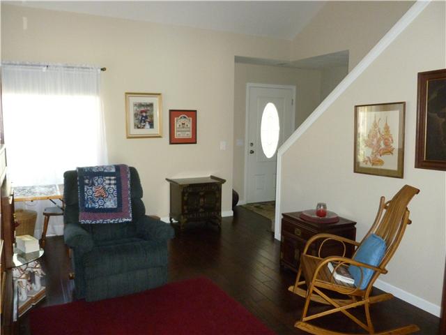 10423 Madrid Way Spring Valley, CA 91977 - Photo 5 of 7 Gallery Image 5