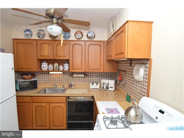 12819 Dunks Ferry Road Philadelphia, PA 19154 - Photo 8 of 18