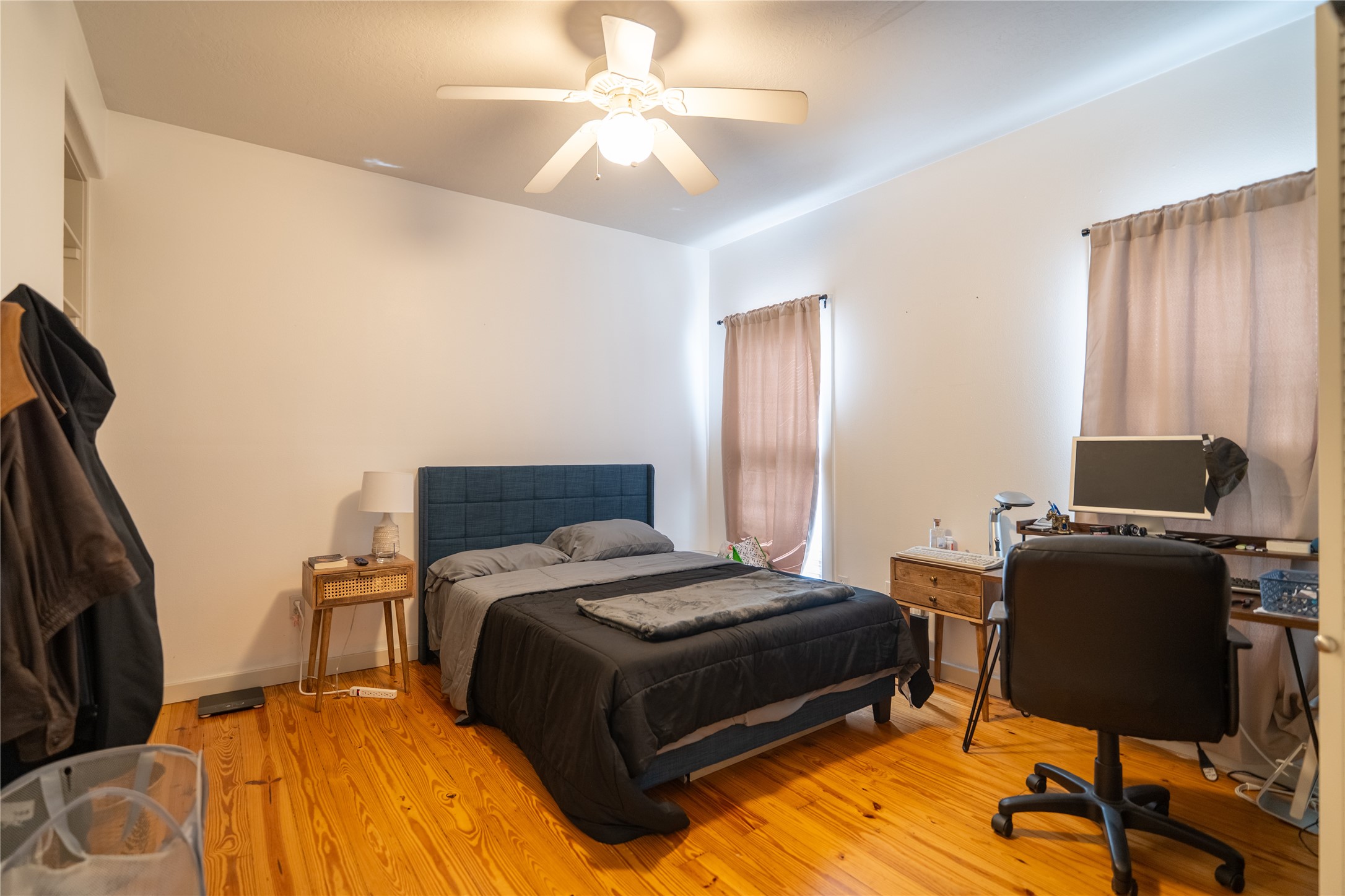 604 West Drew Street Houston, TX 77006 - Photo 10 of 14