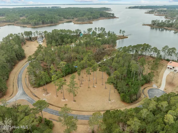 $195,000 | 54-55 Shipwreck Drive, Belhaven, NC 27810