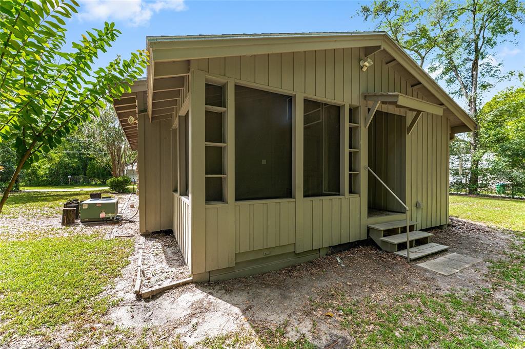 18673 Northwest 252nd Street High Springs, FL 32643 - Photo 30 of 40
