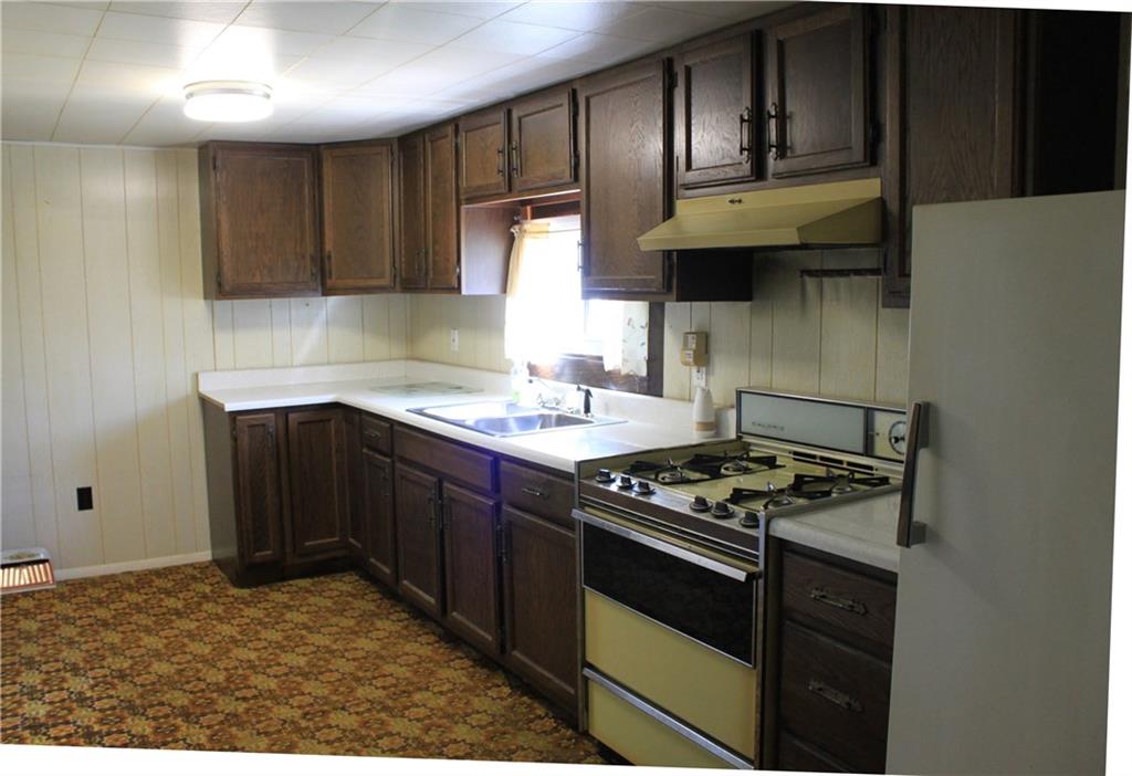 222 Dinnerbell Road Butler, PA 16002 - Photo 3 of 13