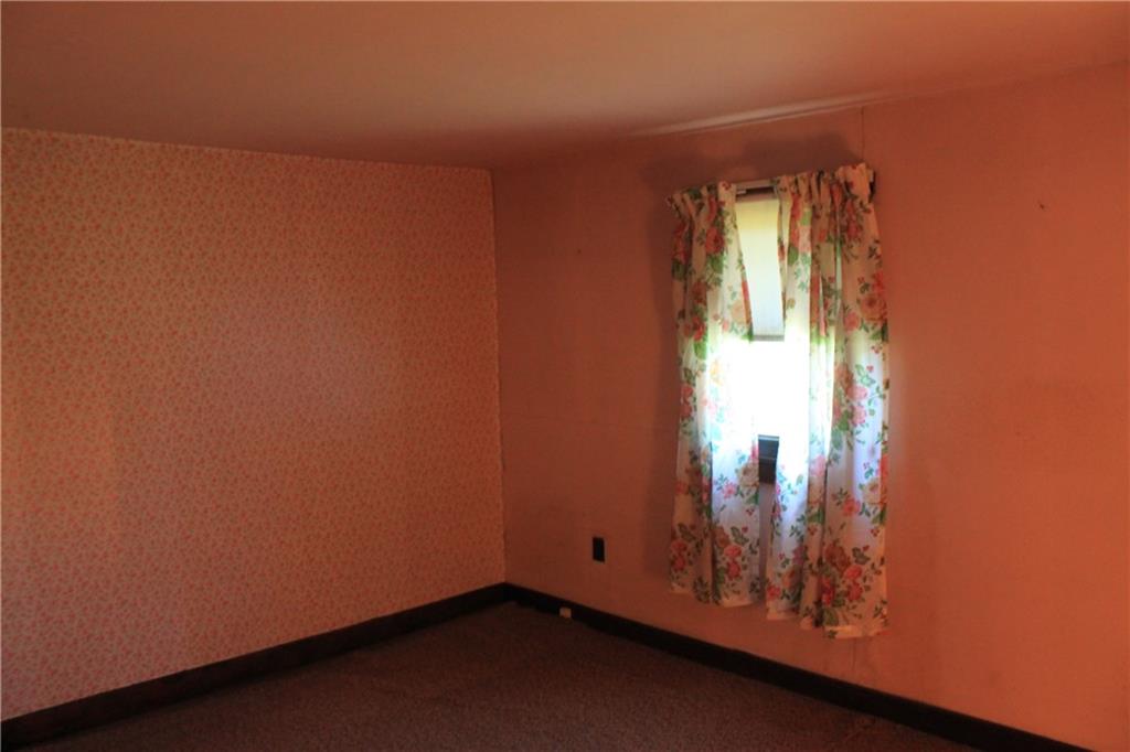222 Dinnerbell Road Butler, PA 16002 - Photo 5 of 13