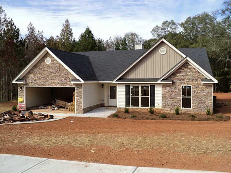 1922 Paynes Point Winder, GA 30680 - Photo 1 of 1 Exterior Front.