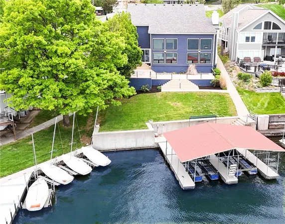 $2,500,000 | 70 M Street, Lake Lotawana, MO 64086