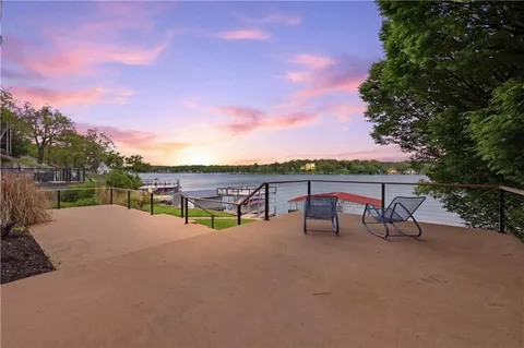 $2,500,000 | 70 M Street, Lake Lotawana, MO 64086