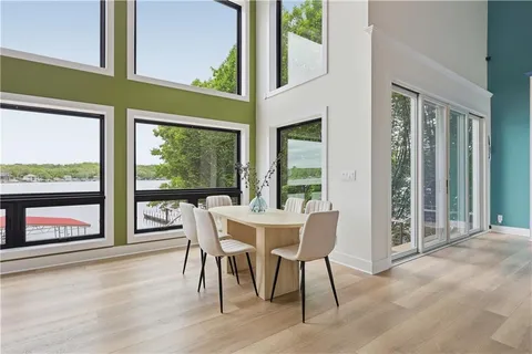 $2,500,000 | 70 M Street, Lake Lotawana, MO 64086