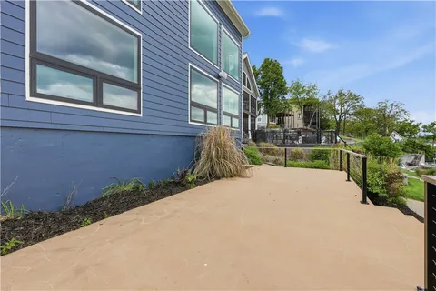 $2,500,000 | 70 M Street, Lake Lotawana, MO 64086