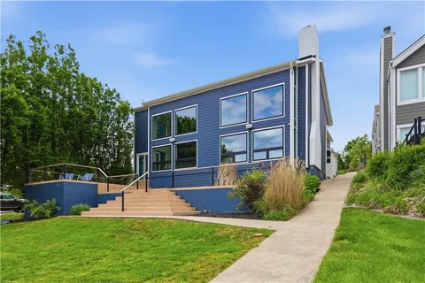 $2,500,000 | 70 M Street, Lake Lotawana, MO 64086