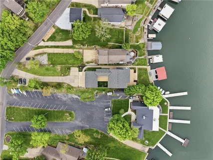$2,500,000 | 70 M Street, Lake Lotawana, MO 64086