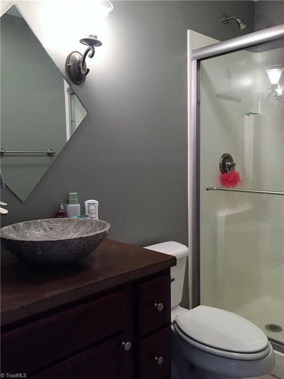 4601 Kendale Road High Point, NC 27265 - Photo 24 of 29