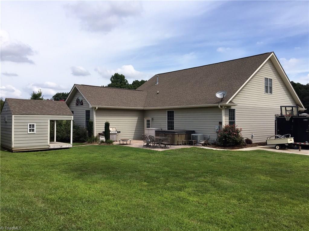 4601 Kendale Road High Point, NC 27265 - Photo 26 of 29
