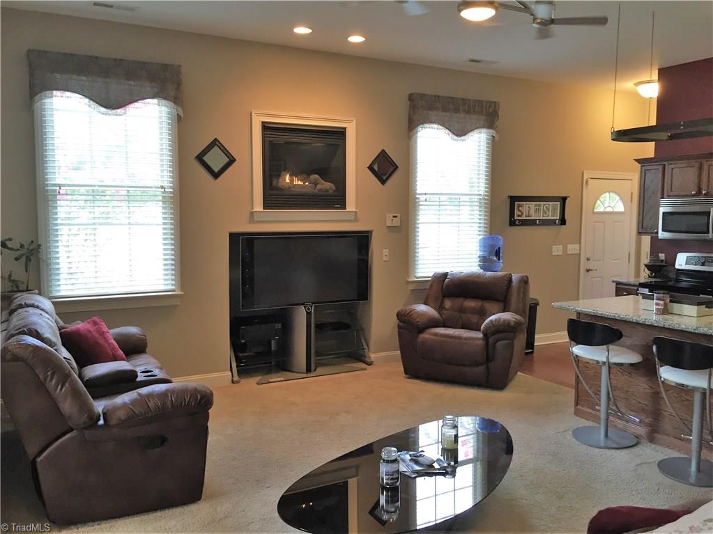 4601 Kendale Road High Point, NC 27265 - Photo 5 of 29