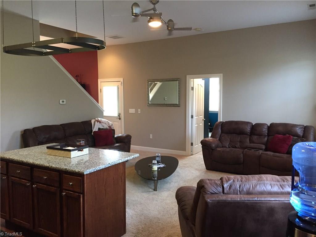 4601 Kendale Road High Point, NC 27265 - Photo 7 of 29