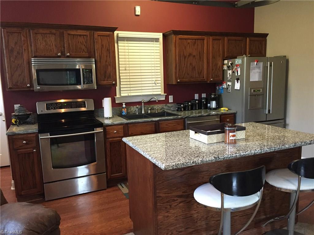 4601 Kendale Road High Point, NC 27265 - Photo 10 of 29