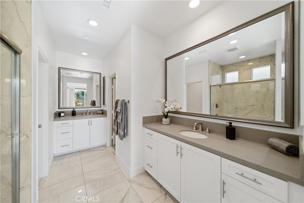 45325 Via Vela Temecula, CA 92592 - Photo 20 of 60