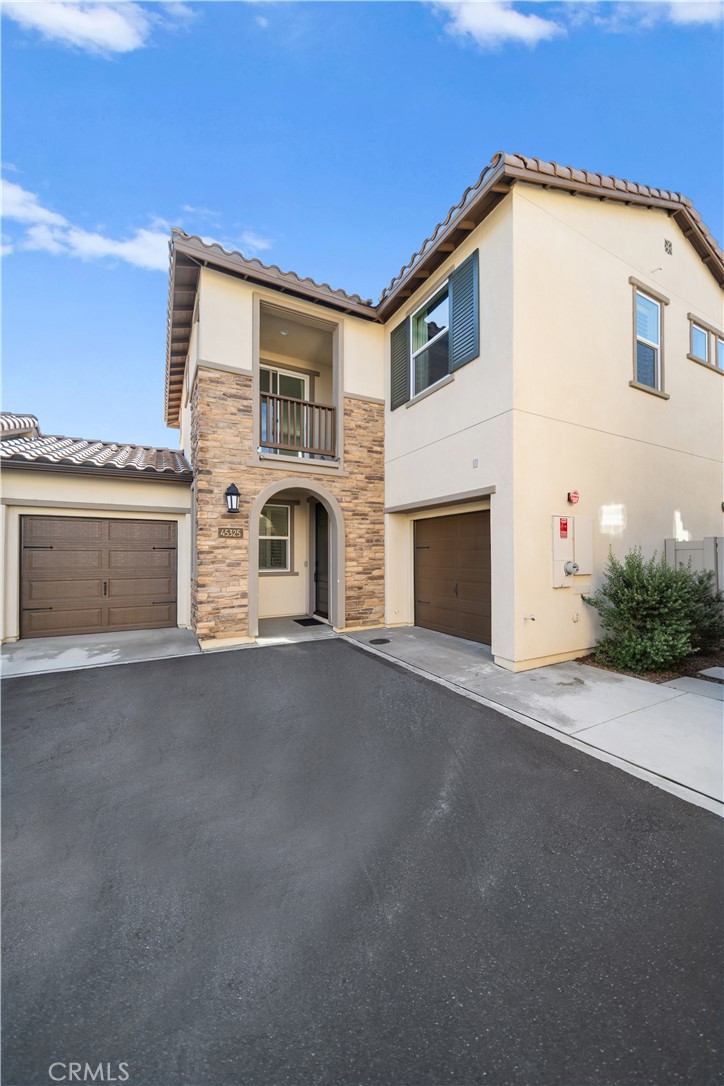 45325 Via Vela Temecula, CA 92592 - Photo 2 of 60