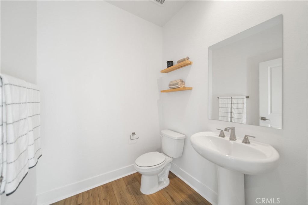 45325 Via Vela Temecula, CA 92592 - Photo 24 of 60