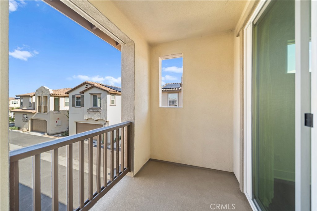 45325 Via Vela Temecula, CA 92592 - Photo 40 of 60