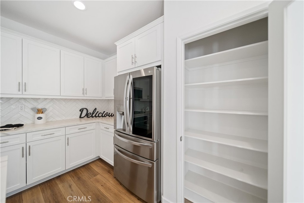 45325 Via Vela Temecula, CA 92592 - Photo 9 of 60