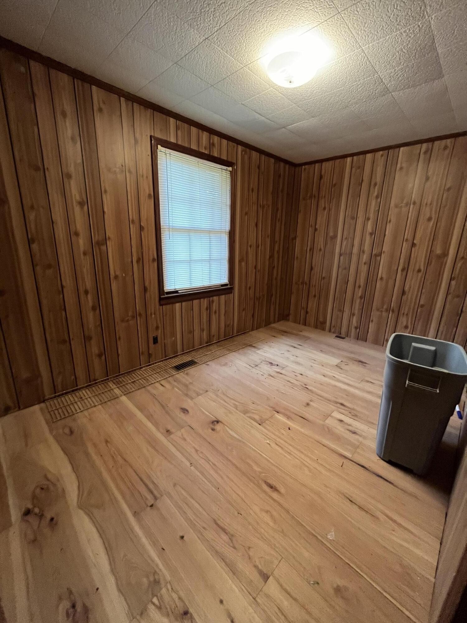 3367 Chatsworth Road Southeast Dalton, GA 30721 - Photo 15 of 17 Gallery Image 15