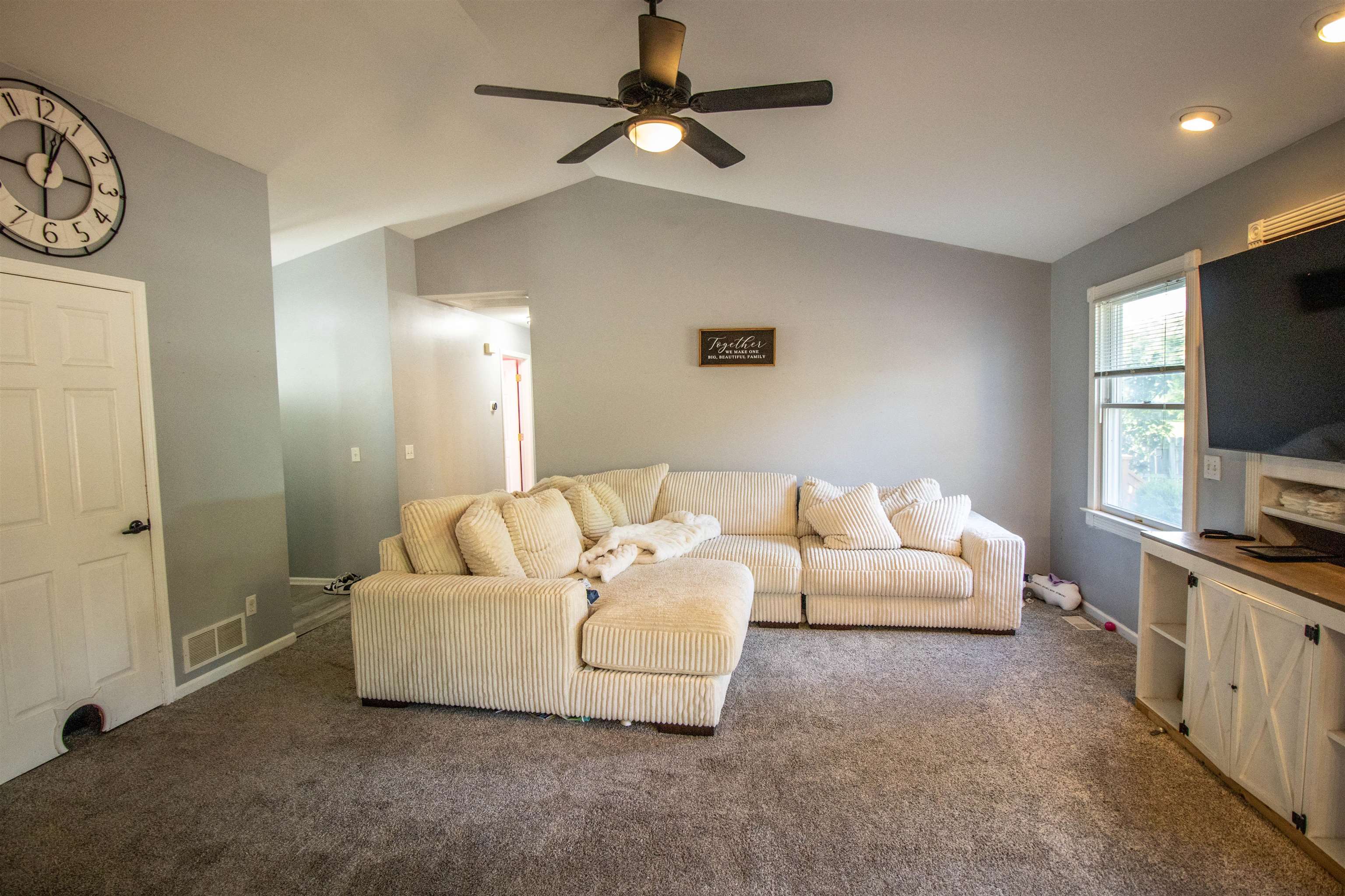 1389 North Long Lake Road Fenton, MI 48430 - Photo 3 of 48