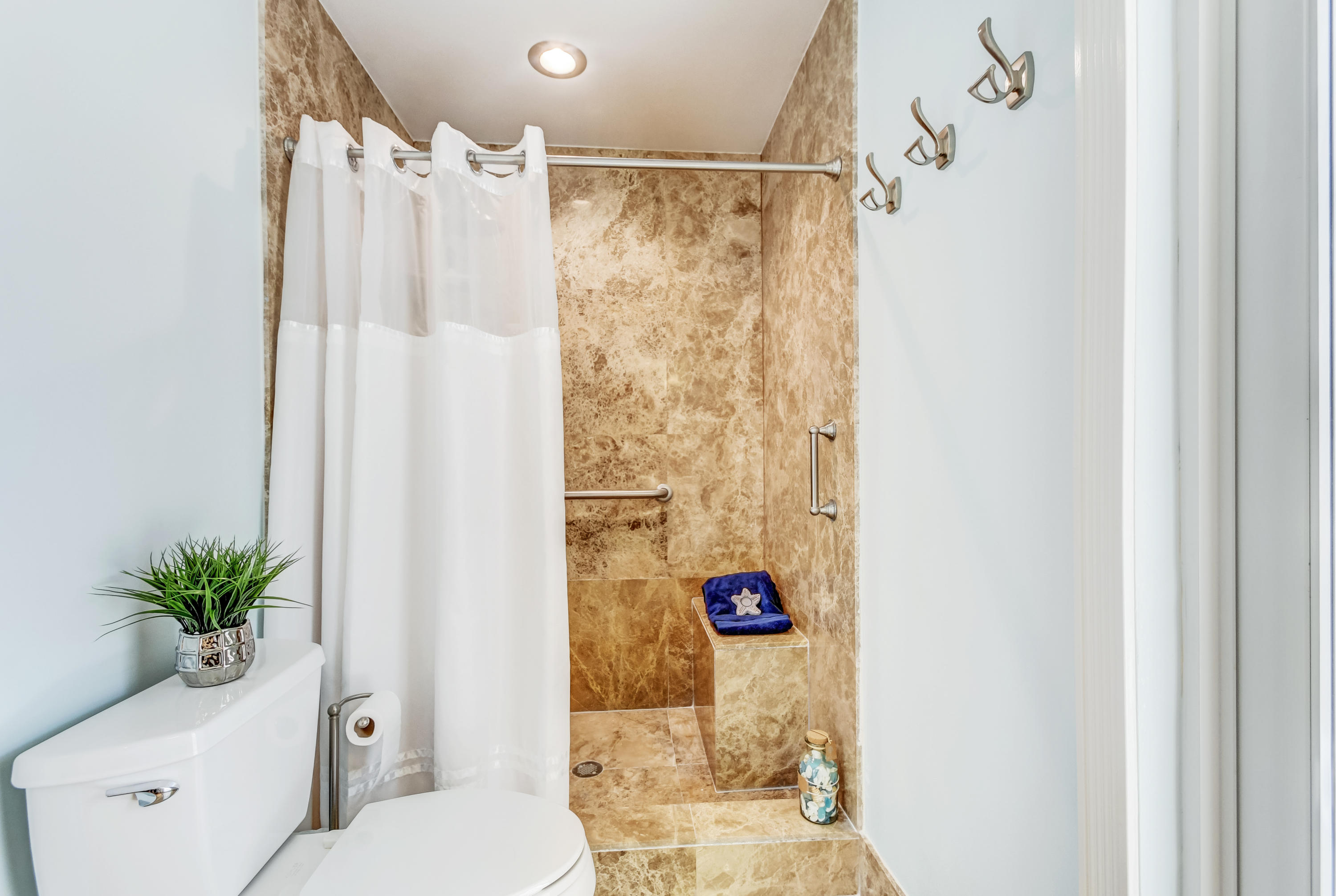 21314 Summertrace Circle Boca Raton, FL 33428 - Photo 24 of 37 Master Shower