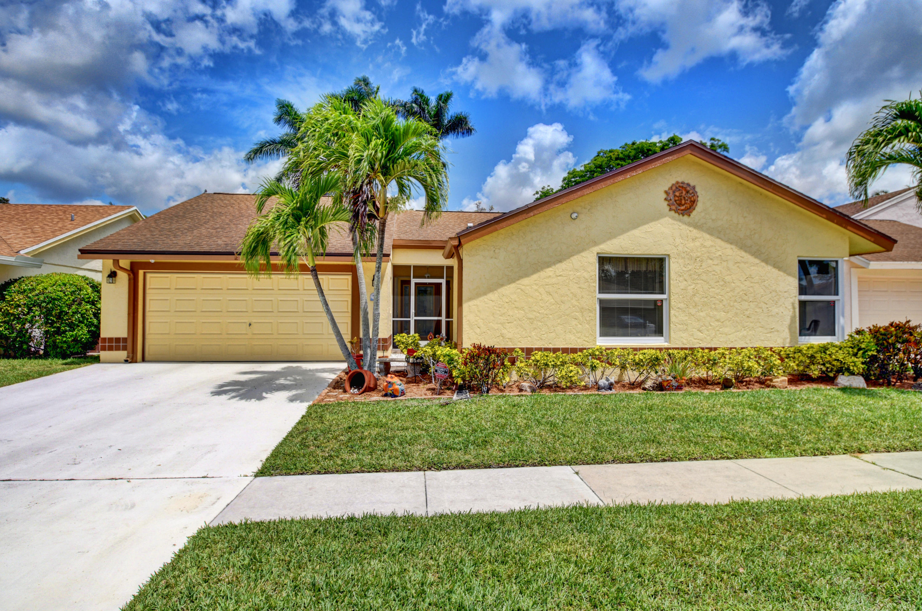 21314 Summertrace Circle Boca Raton, FL 33428 - Photo 3 of 37 Front