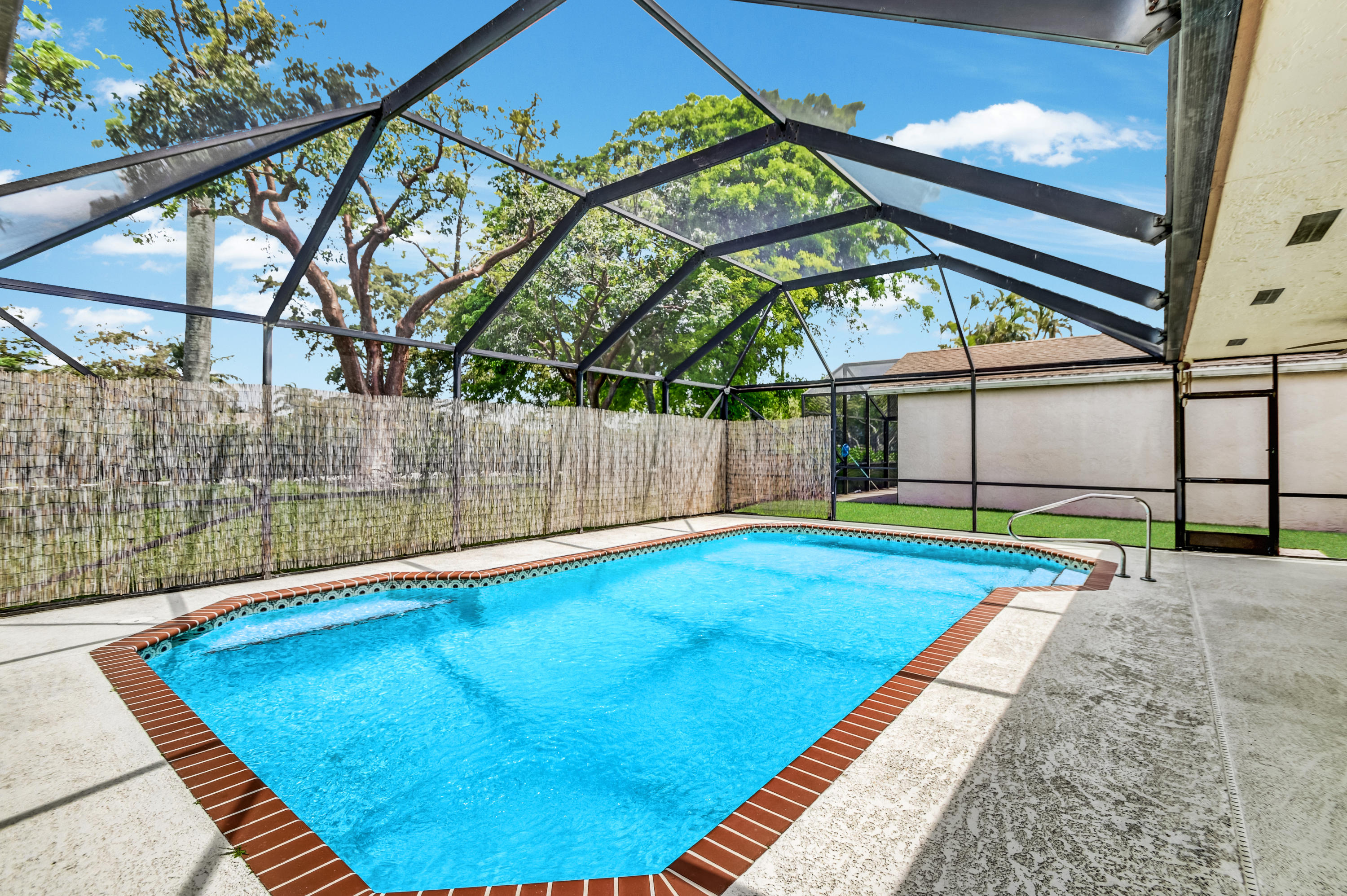 21314 Summertrace Circle Boca Raton, FL 33428 - Photo 31 of 37 Pool