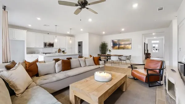 $2,600 | 7066 West Cheshire Avenue, Fresno, CA 93723