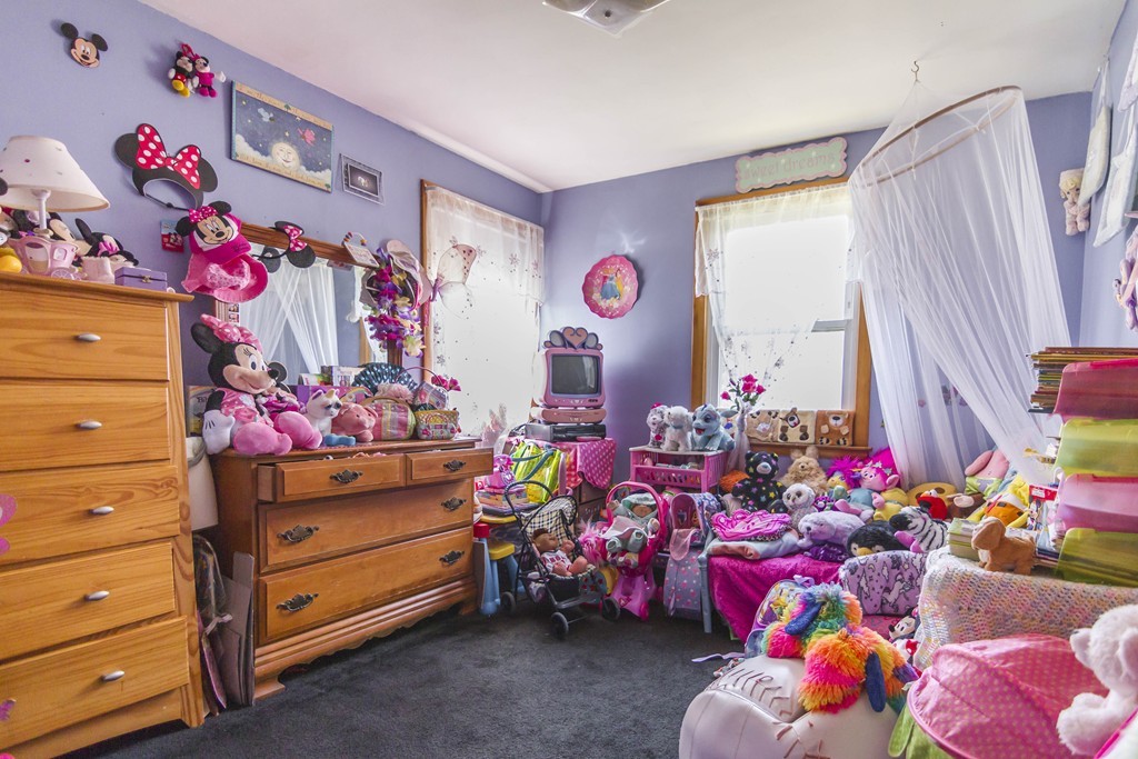 5 Christmas Tree Lane Rutland, MA 01543 - Photo 11 of 19 Gallery Image 11