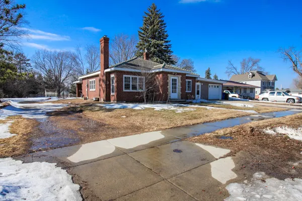 $156,000 | 705 Marshall Avenue, Henning, MN 56551