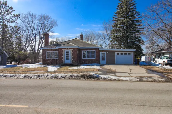 $156,000 | 705 Marshall Avenue, Henning, MN 56551