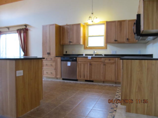 4701 Schoedel Road Manistee, MI 49660 - Photo 6 of 34 1817086-5.JPG