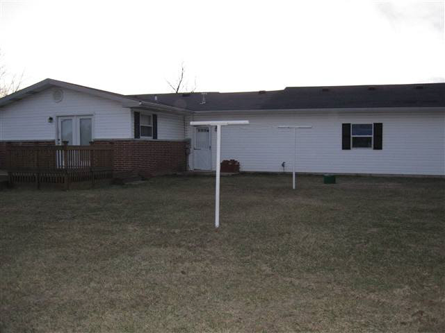 11160 South 200 E Road Muncie, IN 47302 - Photo 7 of 9 Gallery Image 7