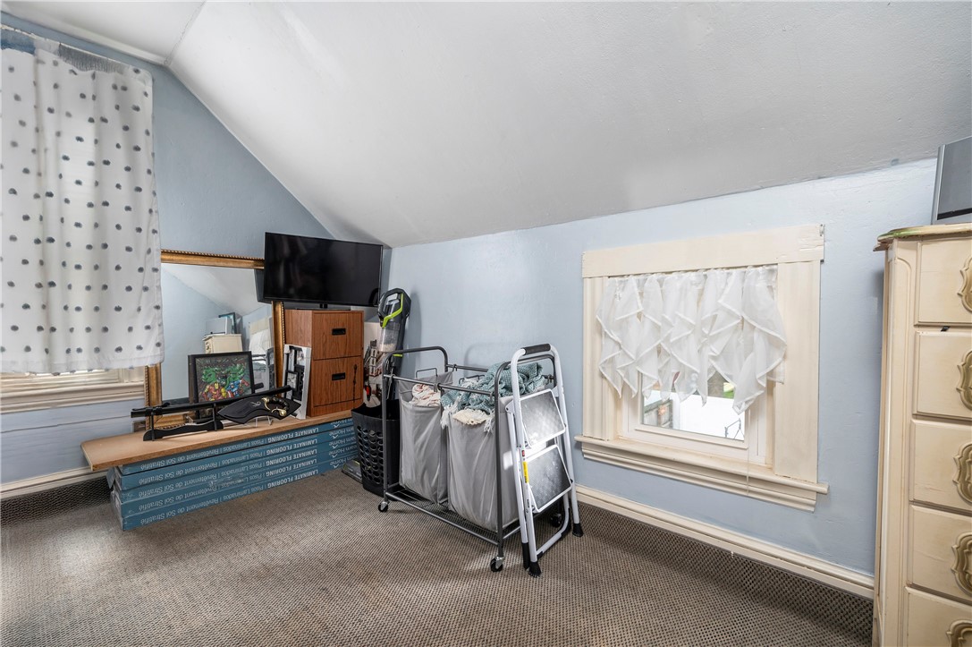 180 Bernice Avenue Woonsocket, RI 02895 - Photo 16 of 27