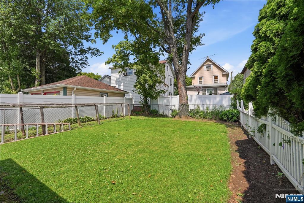 26 Grove Street Rutherford, NJ 07070 - Photo 27 of 41