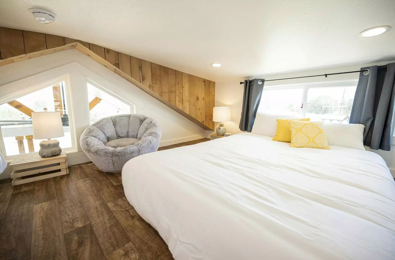 5386 Ranch Road 1376, Unit 79 Fredericksburg, TX 78624 - Photo 14 of 39 Bedroom featuring dark wood-type flooring and recessed lighting