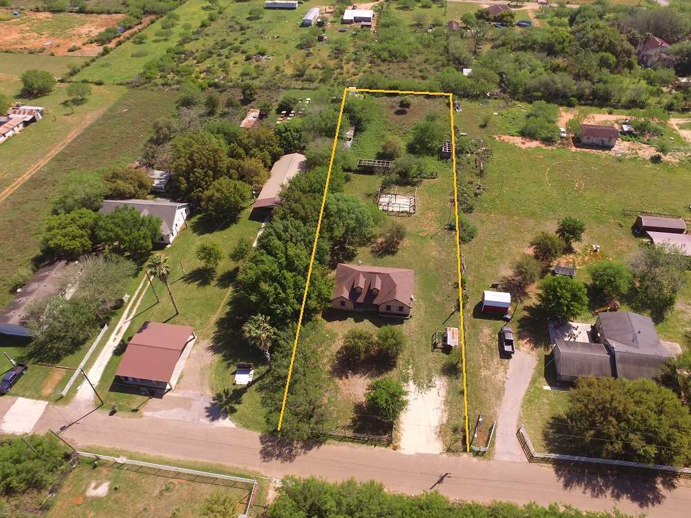 8 Darby Road Hebbronville, TX 78361 - Photo 3 of 16 Gallery Image 3
