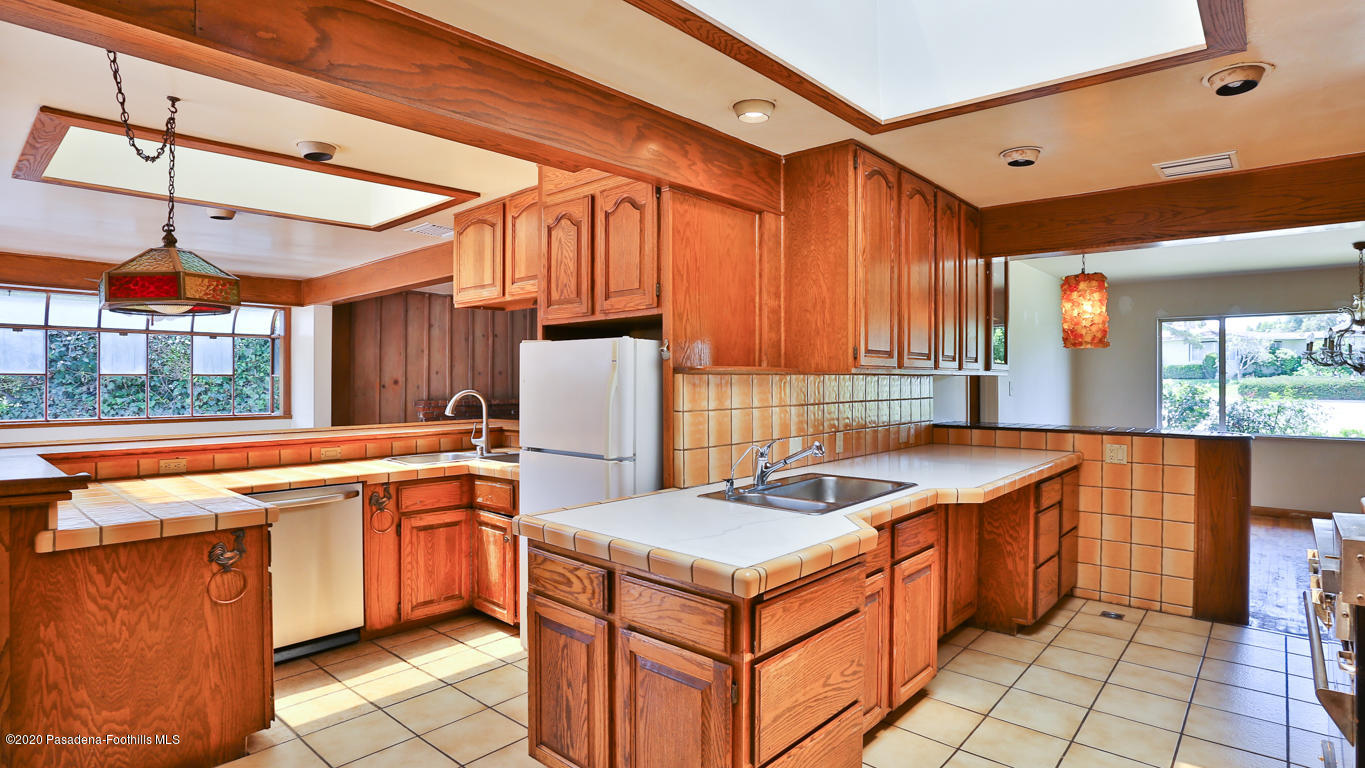 8258 East Ravendale Road San Gabriel, CA 91775 - Photo 13 of 46 12 - Ravendale (8258 E)