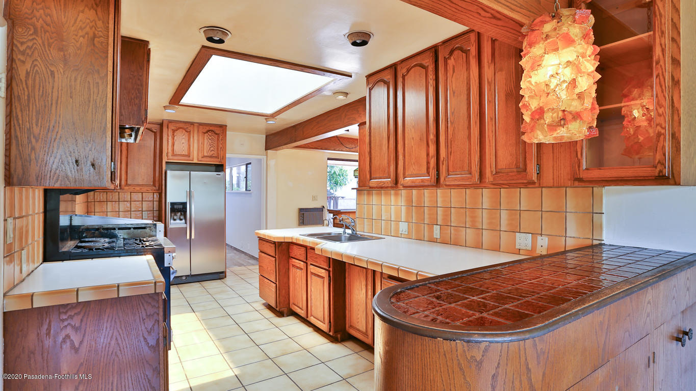 8258 East Ravendale Road San Gabriel, CA 91775 - Photo 10 of 46 09 - Ravendale (8258 E)