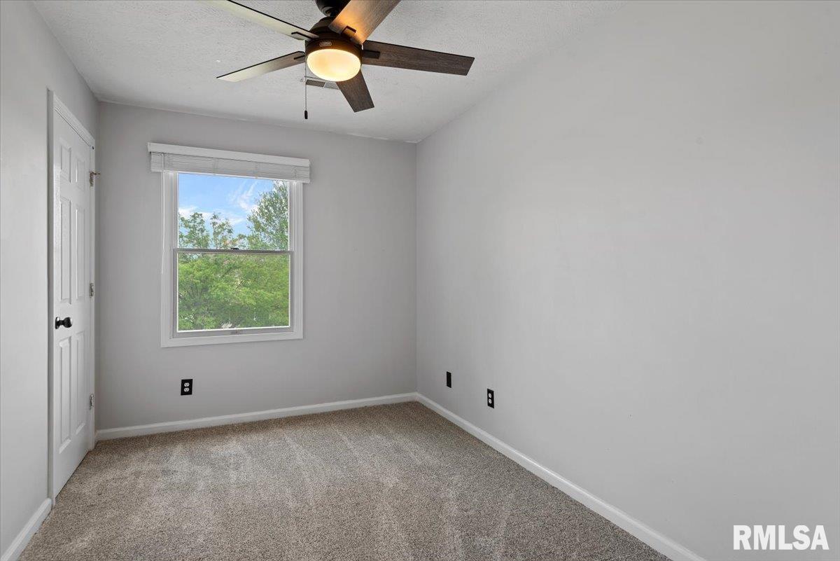 3712 Viking Boulevard Springfield, IL 62712 - Photo 21 of 45 Gallery Image 21