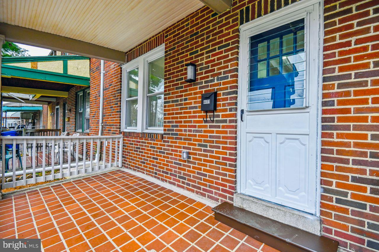 4411 Old York Road Baltimore, MD 21212 - Photo 30 of 34 Front porch and door