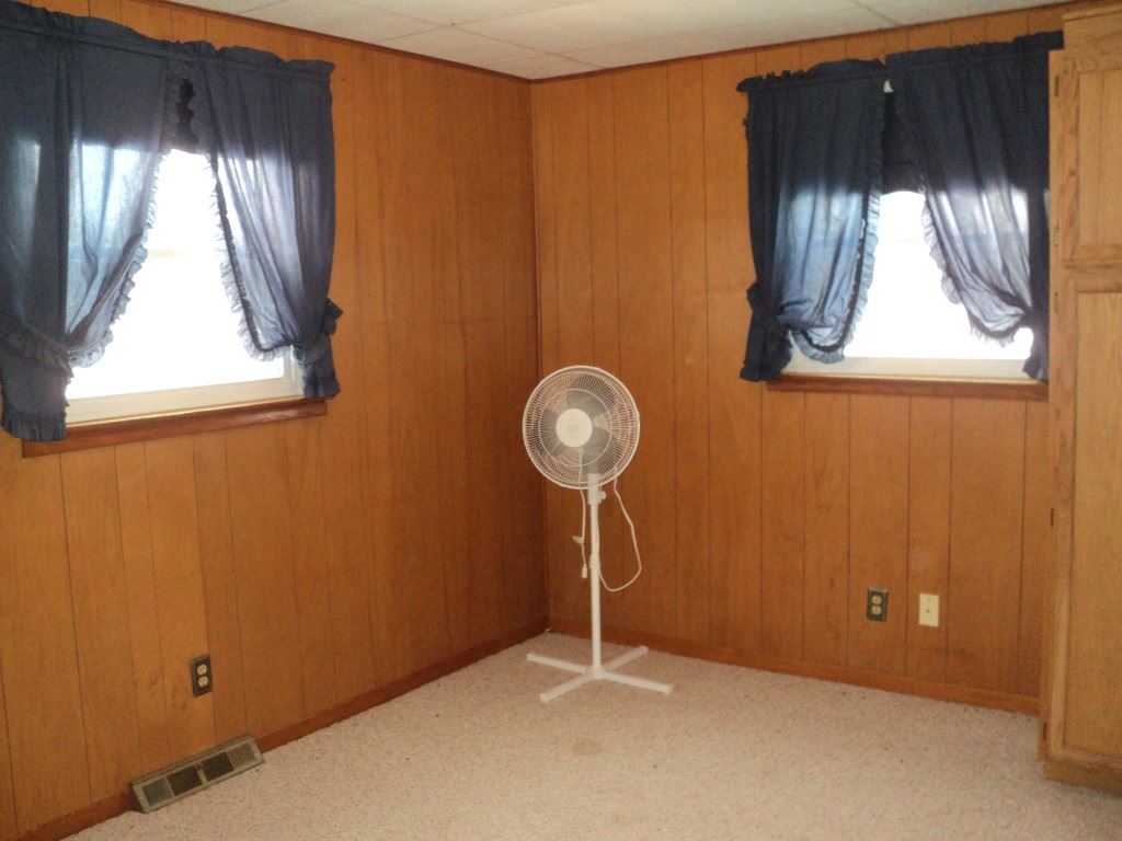 2865 South Derby Road Sidney, MI 48885 - Photo 12 of 23 1841374-11.JPG