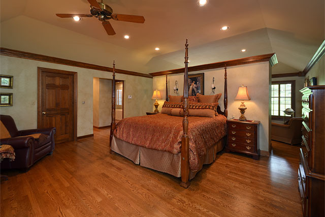 833 North Inverway Road Inverness, IL 60067 - Photo 15 of 25 a bedroom with a bed and wooden floor
