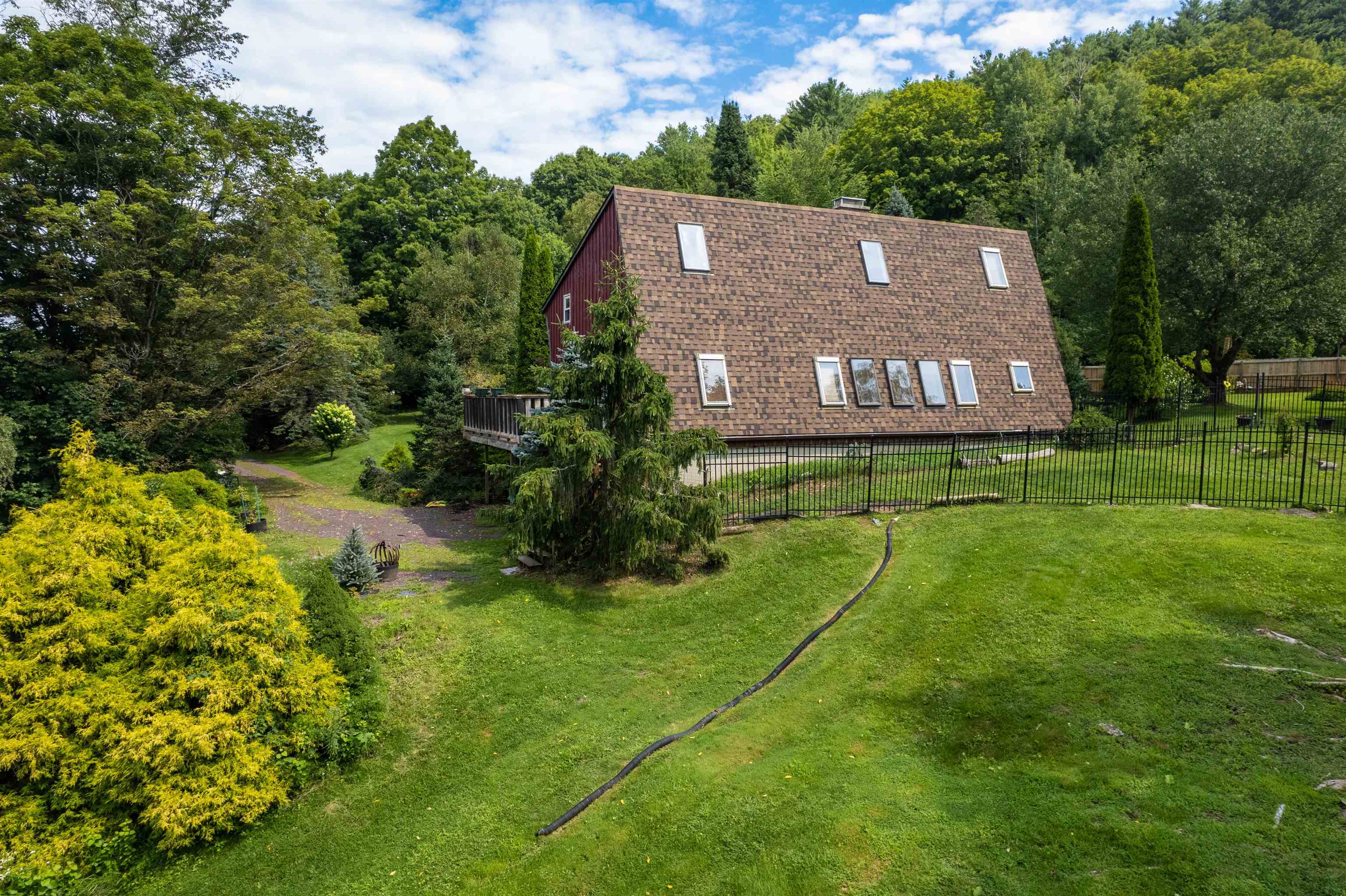 7 Mc Garron Road Middletown Springs, VT 05757 - Photo 2 of 37 Gallery Image 2