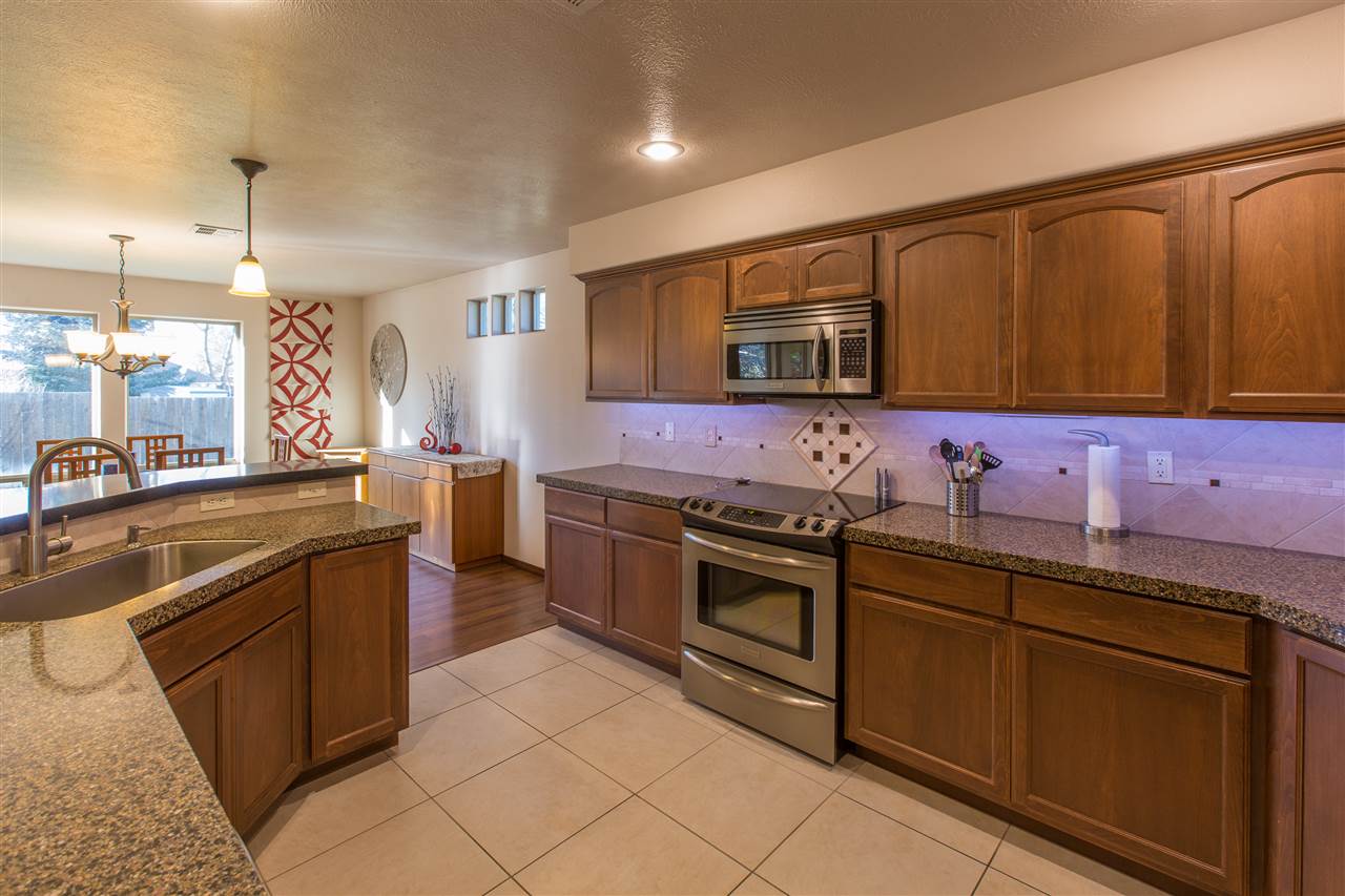 614 South Leta Road Spokane Valley, WA 99216 - Photo 9 of 20
